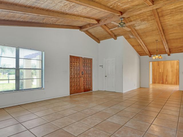 Продажа дома по адресу 2640 Starwood Circle - фото 6723794