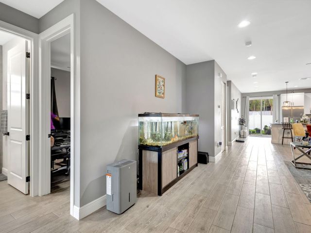 Продажа дома по адресу 166 Neva Drive - фото 6723805