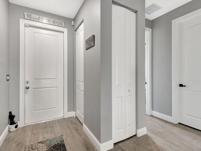 Продажа дома по адресу 166 Neva Drive - фото 6723806