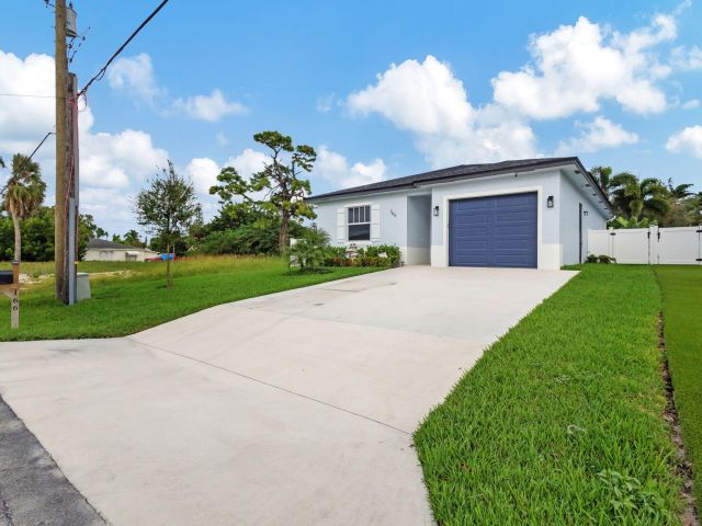 Продажа дома по адресу 166 Neva Drive - фото 6723809