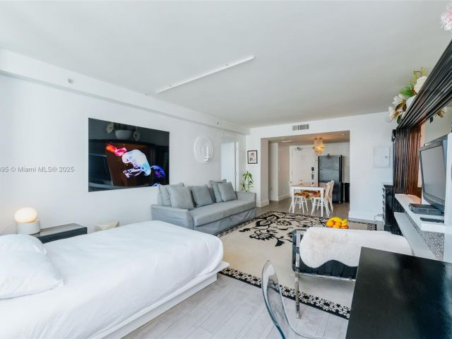 Продажа квартиры #1004 - фото 6724124