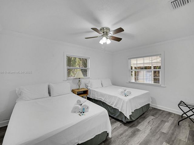 Продажа дома по адресу 422 49th St - фото 7503116