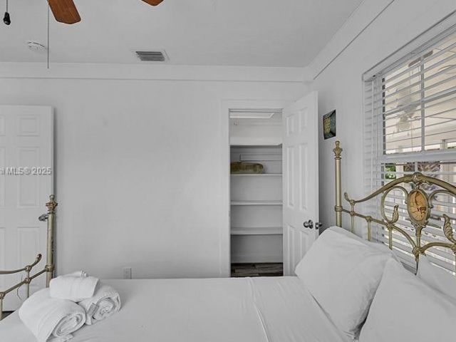 Продажа дома по адресу 422 49th St - фото 7503123