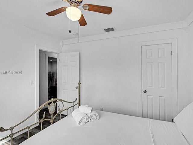 Продажа дома по адресу 422 49th St - фото 7503125