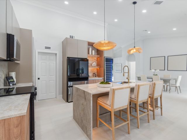 Продажа дома по адресу 1132 NE 3rd Avenue - фото 6748763