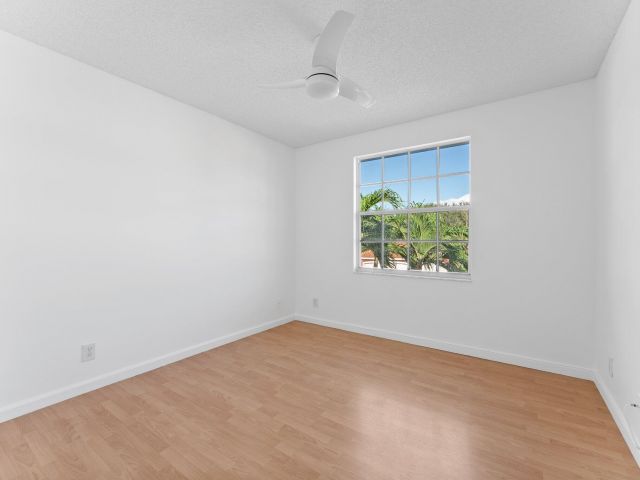 Продажа дома по адресу 3254 Turtle Cove - фото 6728519