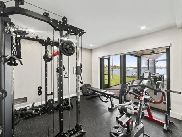 Продажа дома по адресу 2511 NE 209th Terrace - фото 6723647