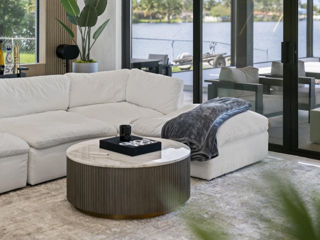 Продажа дома по адресу 2511 NE 209th Terrace - фото 6723654