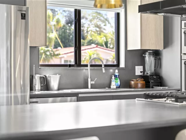 Продажа дома по адресу 2511 NE 209th Terrace - фото 8872856