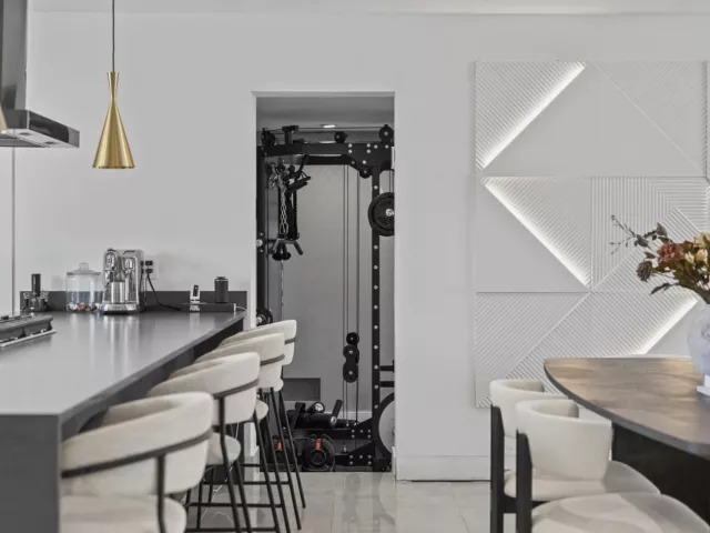 Продажа дома по адресу 2511 NE 209th Terrace - фото 8872859
