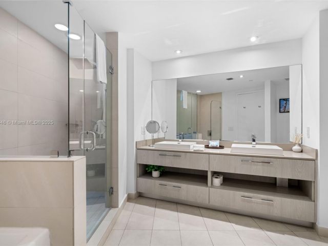 Продажа квартиры #1001 - фото 6724335