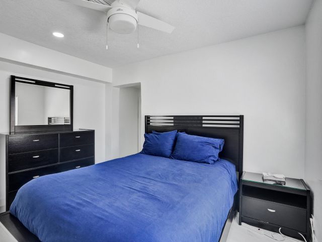 Дом в аренду по адресу 1633 SE 5th Ct Court - фото 6750960