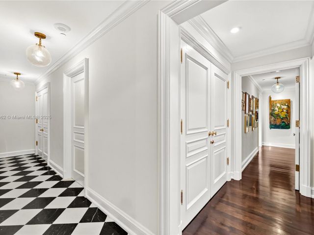 Продажа квартиры #7A - фото 6733566