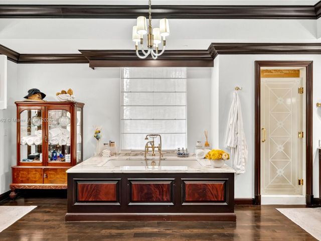 Продажа квартиры #7A - фото 6733569