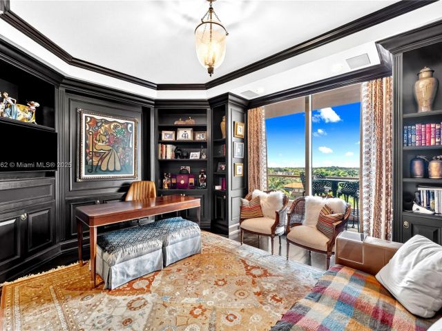 Продажа квартиры #7A - фото 6733572