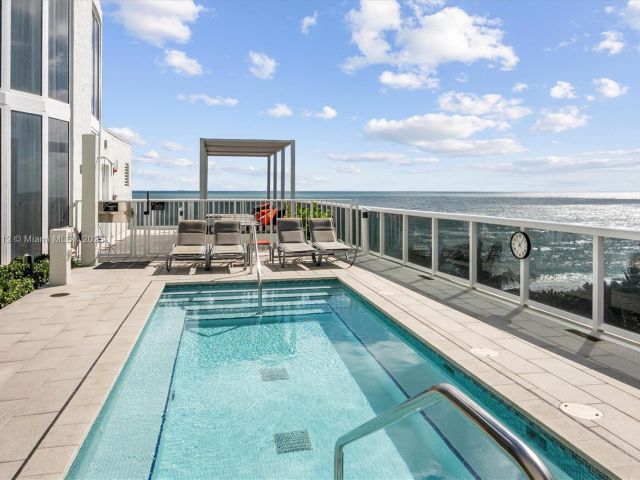 Продажа квартиры #3405 - фото 6725036