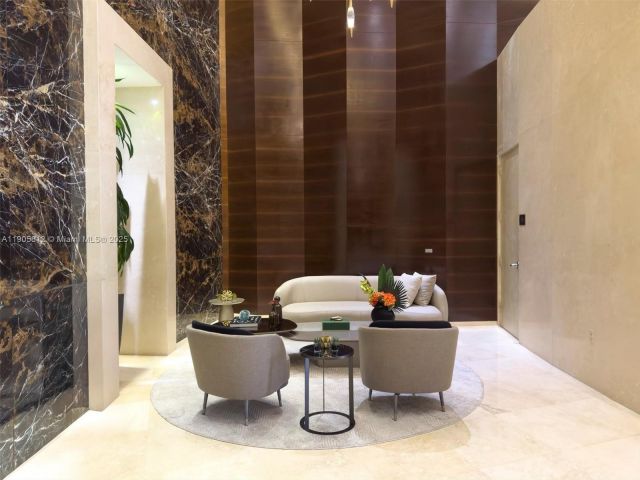 Продажа квартиры #3405 - фото 6725040