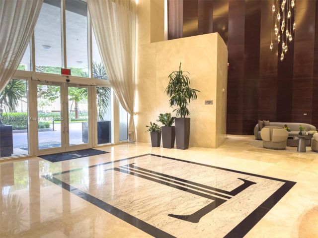 Продажа квартиры #3405 - фото 6725041