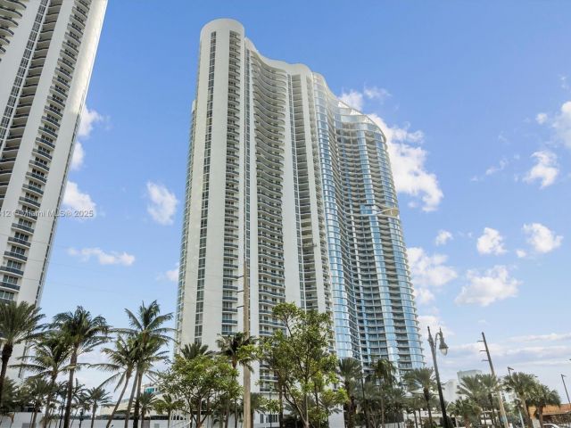 Продажа квартиры #3405 - фото 6725044