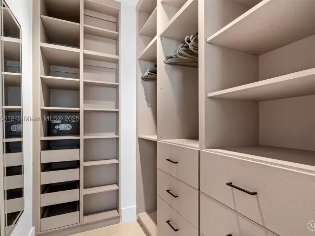 Продажа квартиры #3405 - фото 9033866