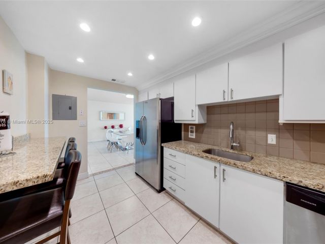 Продажа квартиры #15R - фото 7479176