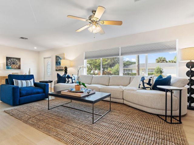 Дом в аренду по адресу 4300 Washington Road - фото 6731368