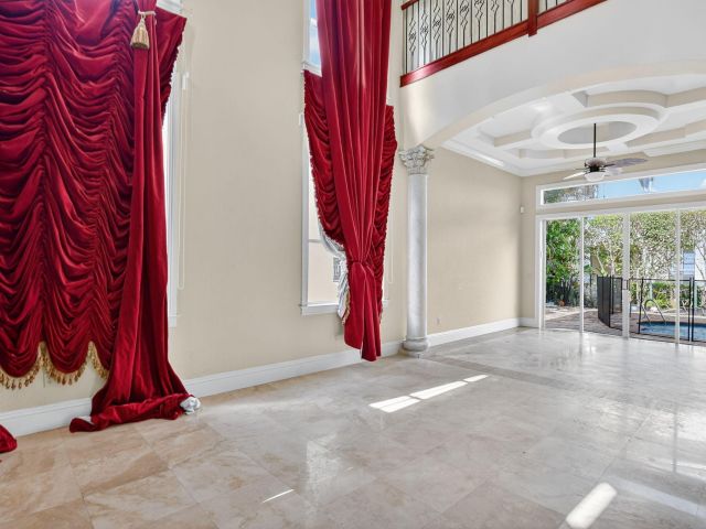 Продажа дома по адресу 9833 Palma Vista Way - фото 6748612