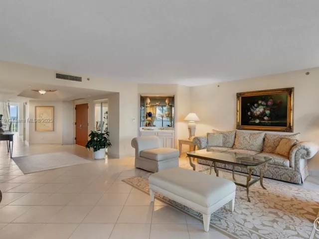 Квартира в аренду номер609 - фото 6727138