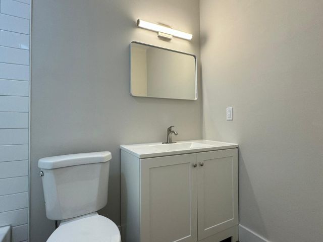 Продажа дома по адресу 2008 NW 10th Avenue - фото 6730324