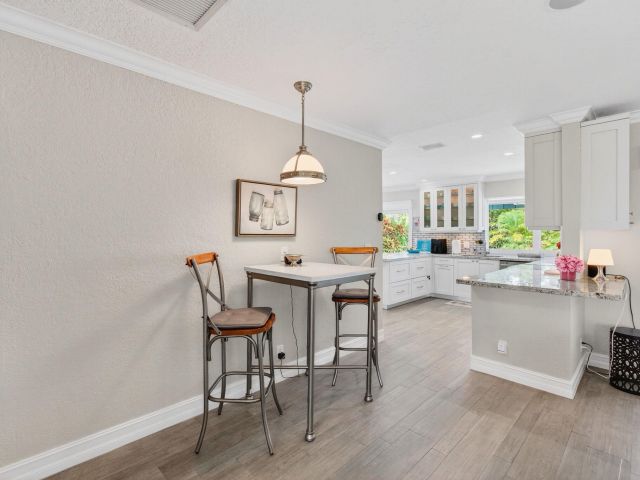 Продажа дома по адресу 5567 Rico Drive - фото 6749175