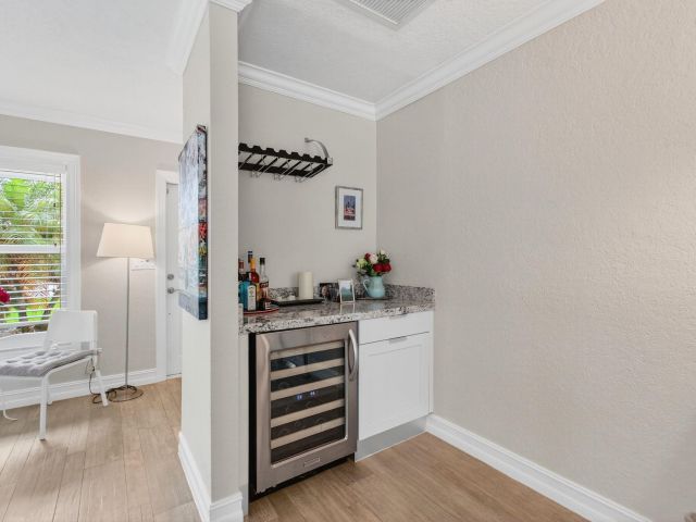 Продажа дома по адресу 5567 Rico Drive - фото 6749176