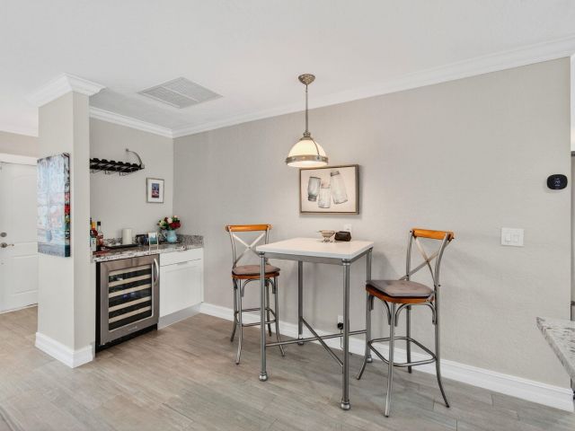 Продажа дома по адресу 5567 Rico Drive - фото 6749177