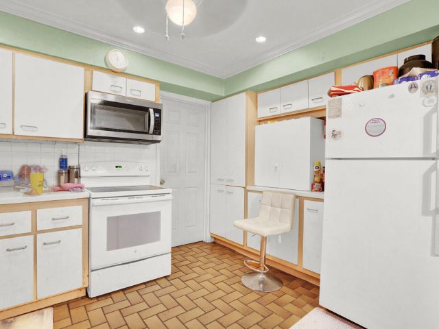 Продажа дома по адресу 19627 Montana Lane - фото 6749278