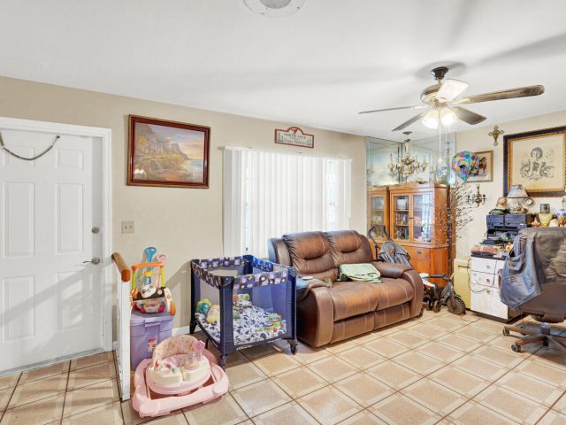 Продажа дома по адресу 19627 Montana Lane - фото 6749285