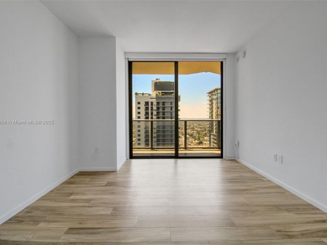 Продажа квартиры #4309 - фото 6726933