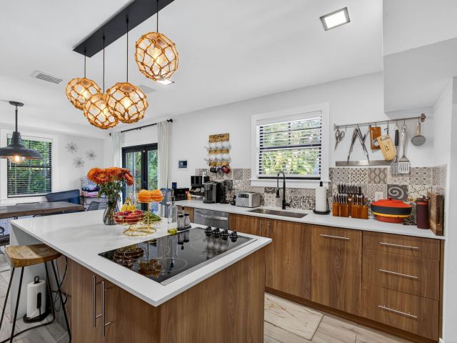 Продажа дома по адресу 535 36th Street - фото 6728036