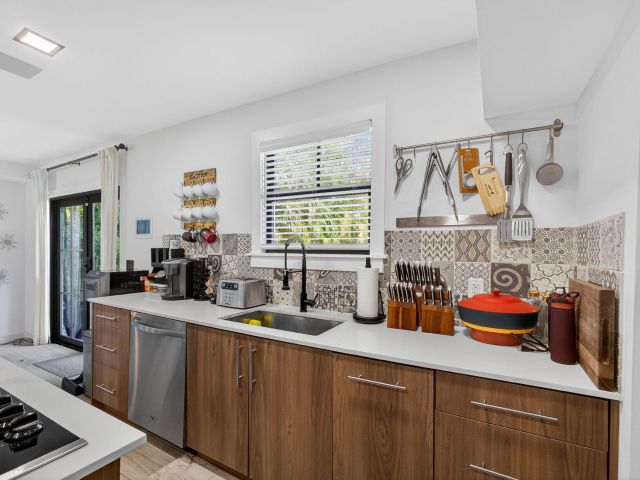 Продажа дома по адресу 535 36th Street - фото 6728039