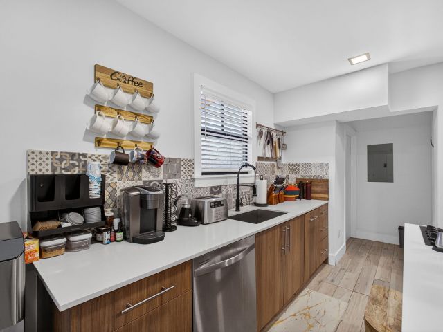 Продажа дома по адресу 535 36th Street - фото 6728040