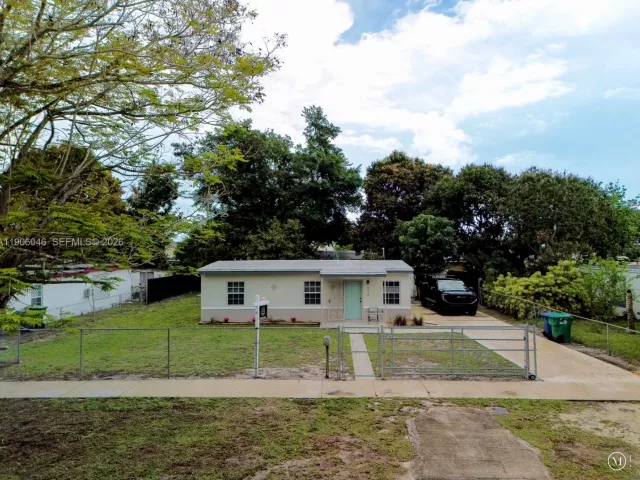 Продажа дома по адресу 2310 W Bunche Park Dr - фото 6734077