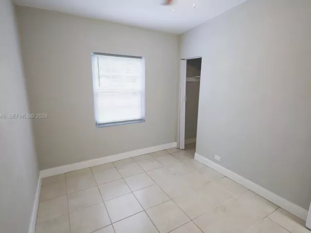 Продажа дома по адресу 2310 W Bunche Park Dr - фото 7504713