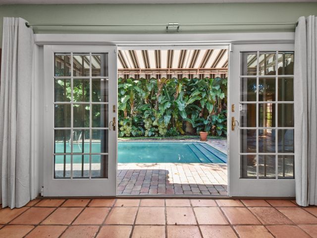 Дом в аренду по адресу 194 Almeria Road - фото 6728181