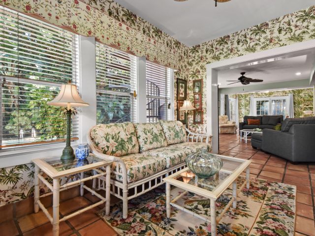 Дом в аренду по адресу 194 Almeria Road - фото 6728184