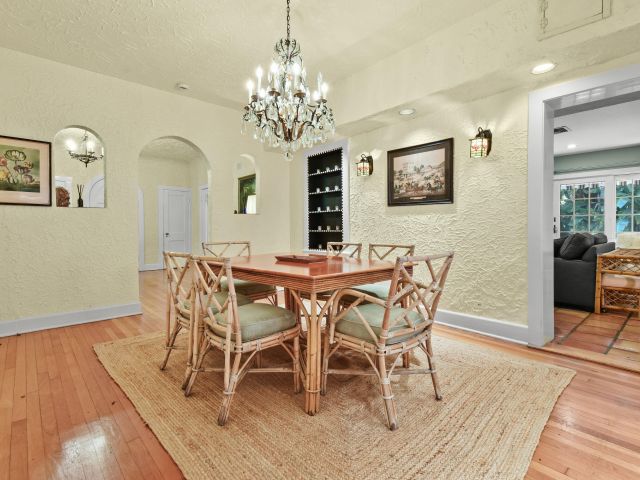 Дом в аренду по адресу 194 Almeria Road - фото 6728188