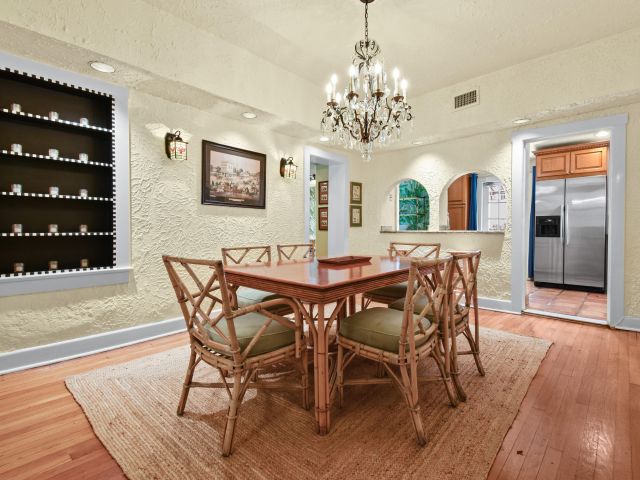 Дом в аренду по адресу 194 Almeria Road - фото 6728189