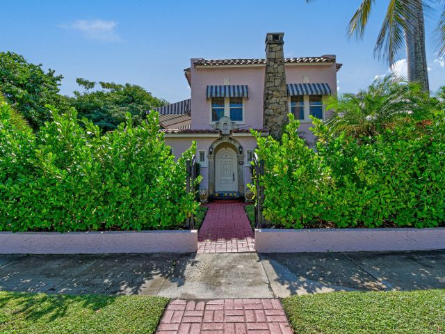 Дом в аренду по адресу 194 Almeria Road - фото 6728198
