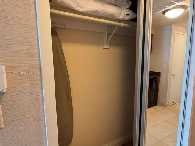 Продажа квартиры #1117 - фото 7437101