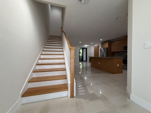 Дом в аренду по адресу 281 Bella Sol Way - фото 6921128