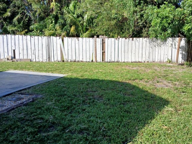 Дом в аренду по адресу 8743 Sol Terrace - фото 6932899