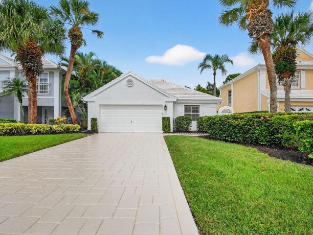 Продажа дома по адресу 9333 Heathridge Drive - фото 6775032