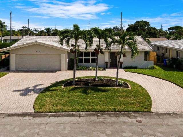 Продажа дома по адресу 5370 NE 17th Avenue - фото 6730384